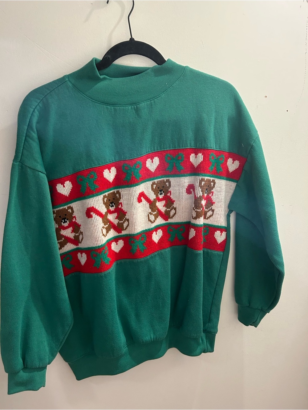 Vintage Green Red Christmas Holiday Sweatshirt Sweatshirt Turtle Neck Large